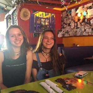 Meet your Posher, Laura